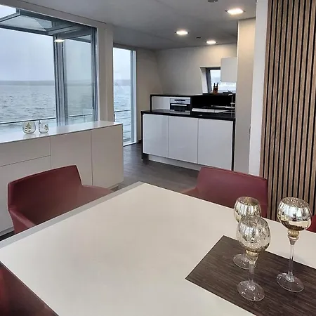 Schwimmendes Ferienhaus Sky 15 Elsterheide