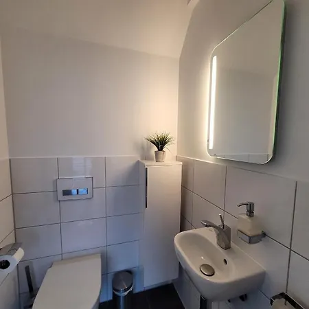 Schwimmendes Ferienhaus Sky 15 *